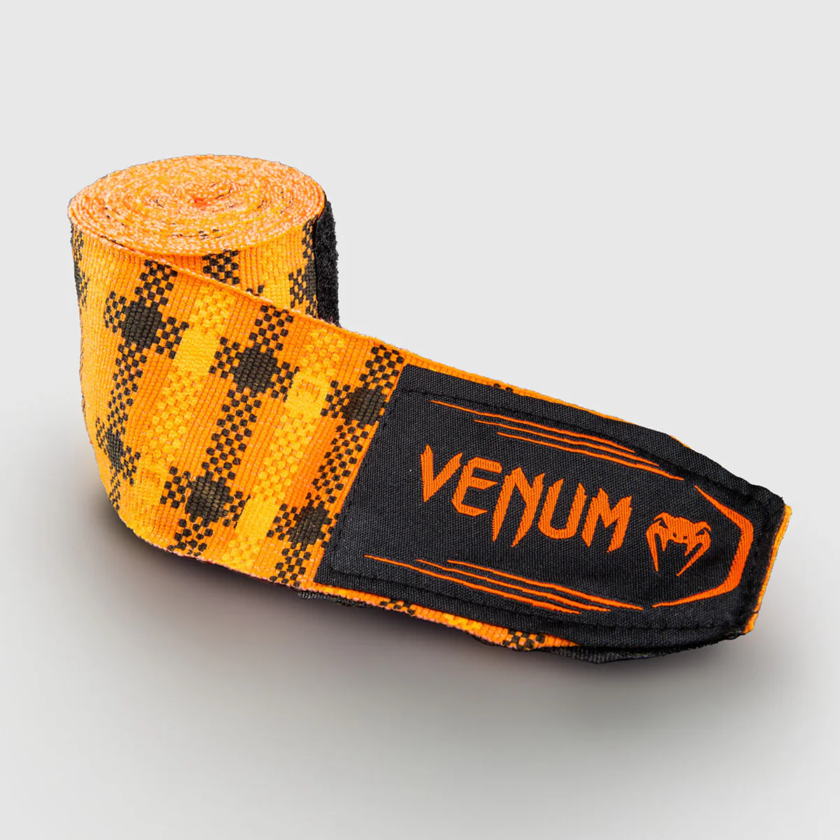 Bandaże bokserskie Venum Tartan Pomarańczowy  - Image 3