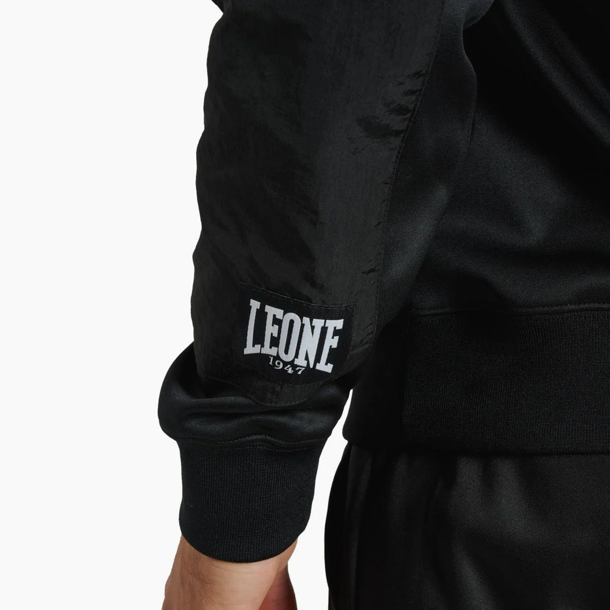 Bluza Leone Logo Wacs z kapturem ABX127 Czarna  - Image 3