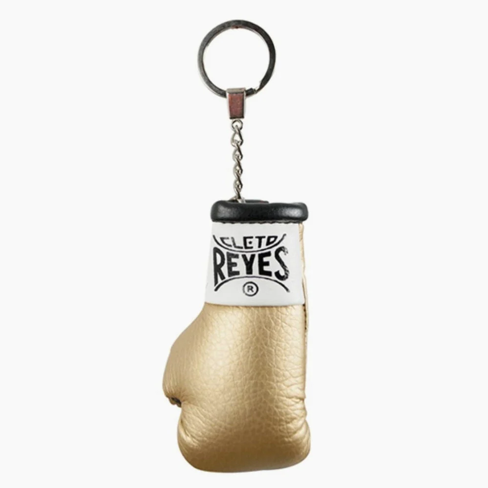 Breloczek rękawiczka Cleto Reyes  - Image 3