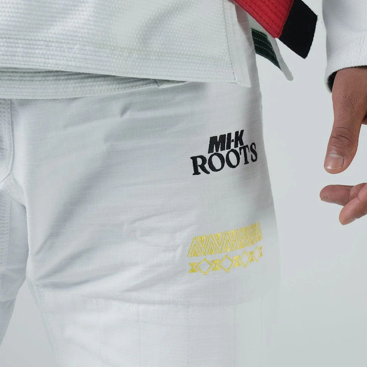 Gi BJJ Kingz MI-K Roots IBJJF Biały  - Image 4