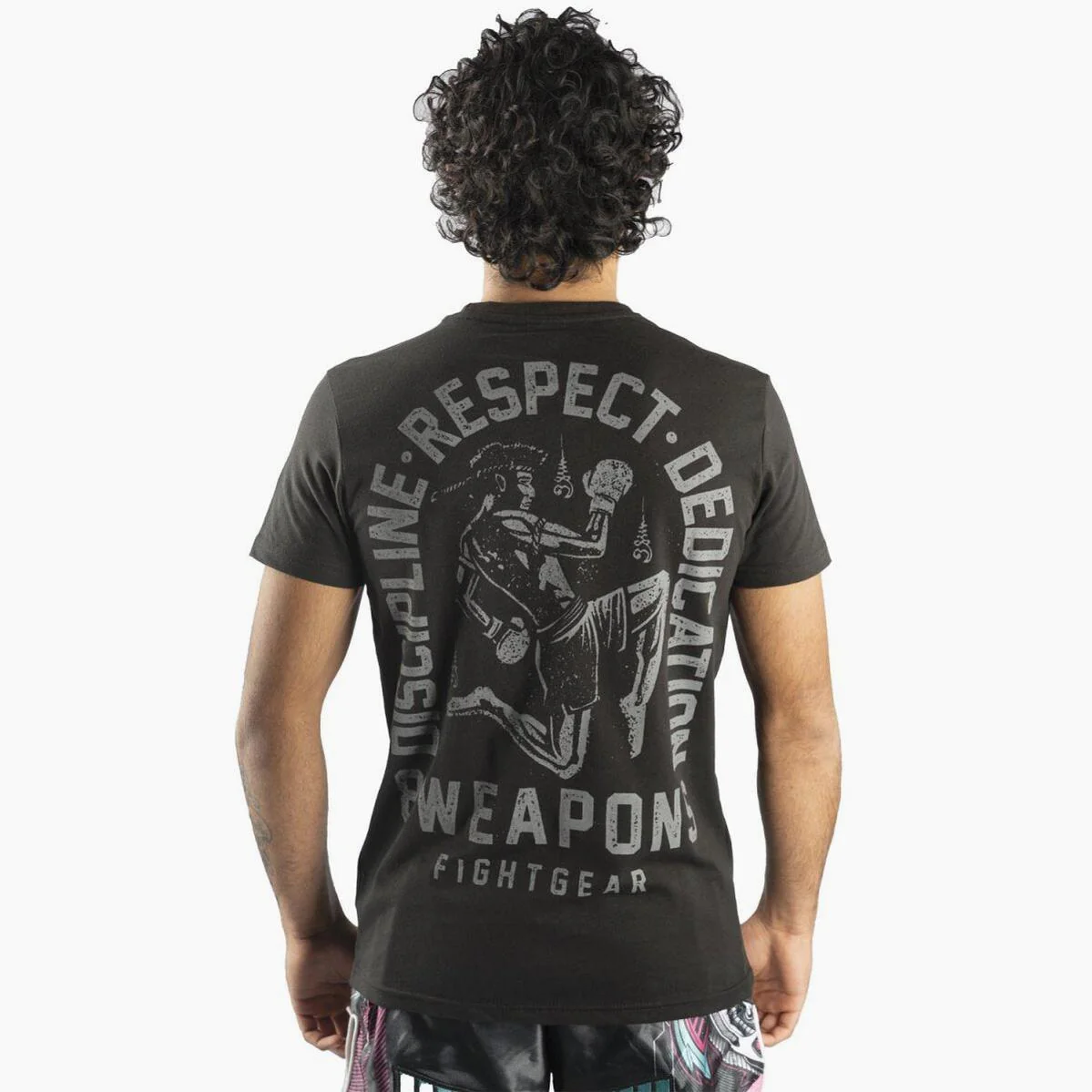 T-shirt 8 Weapons Tombstone czarna  - Image 3