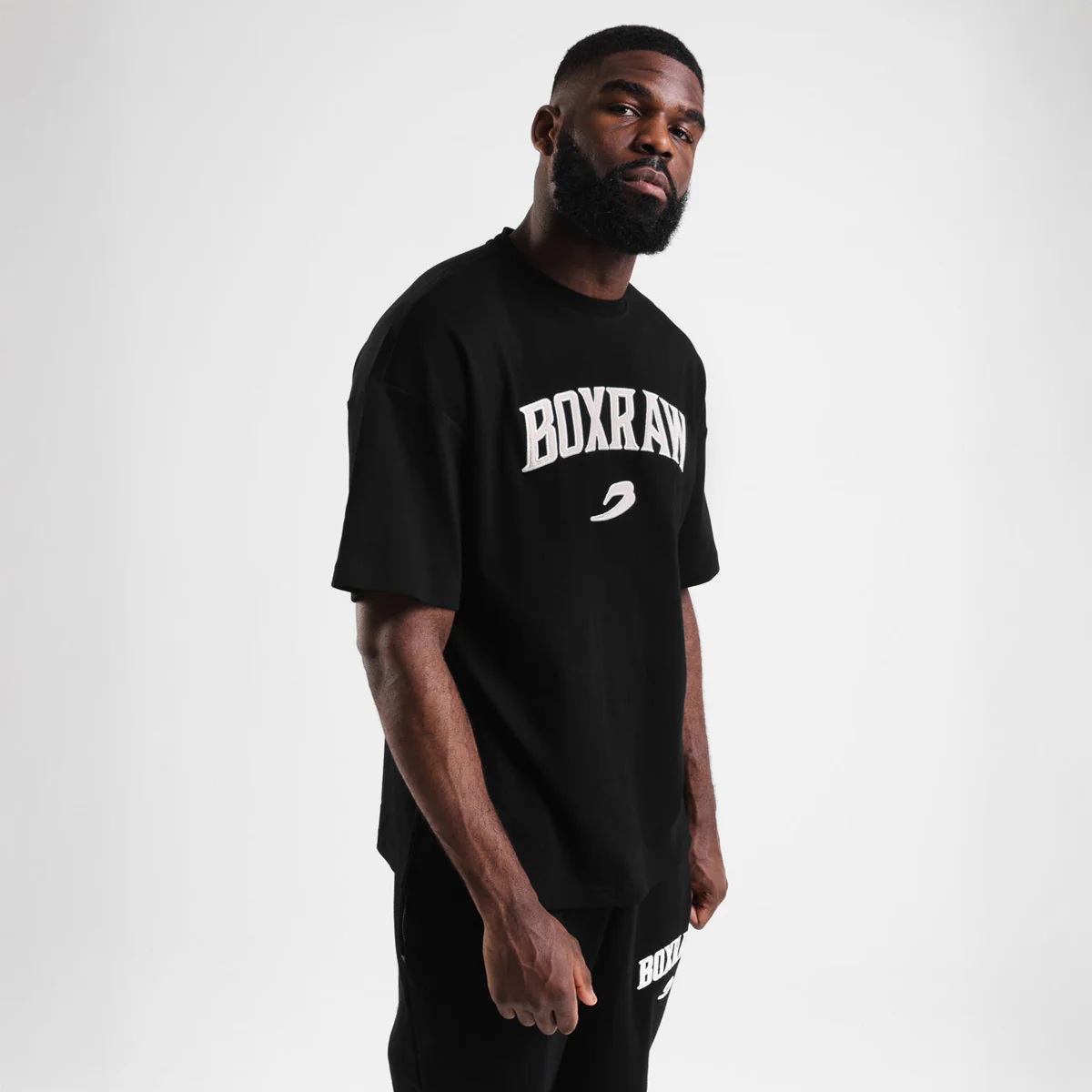 T-shirt Boxraw East Street Oversize Czarny  - Image 5