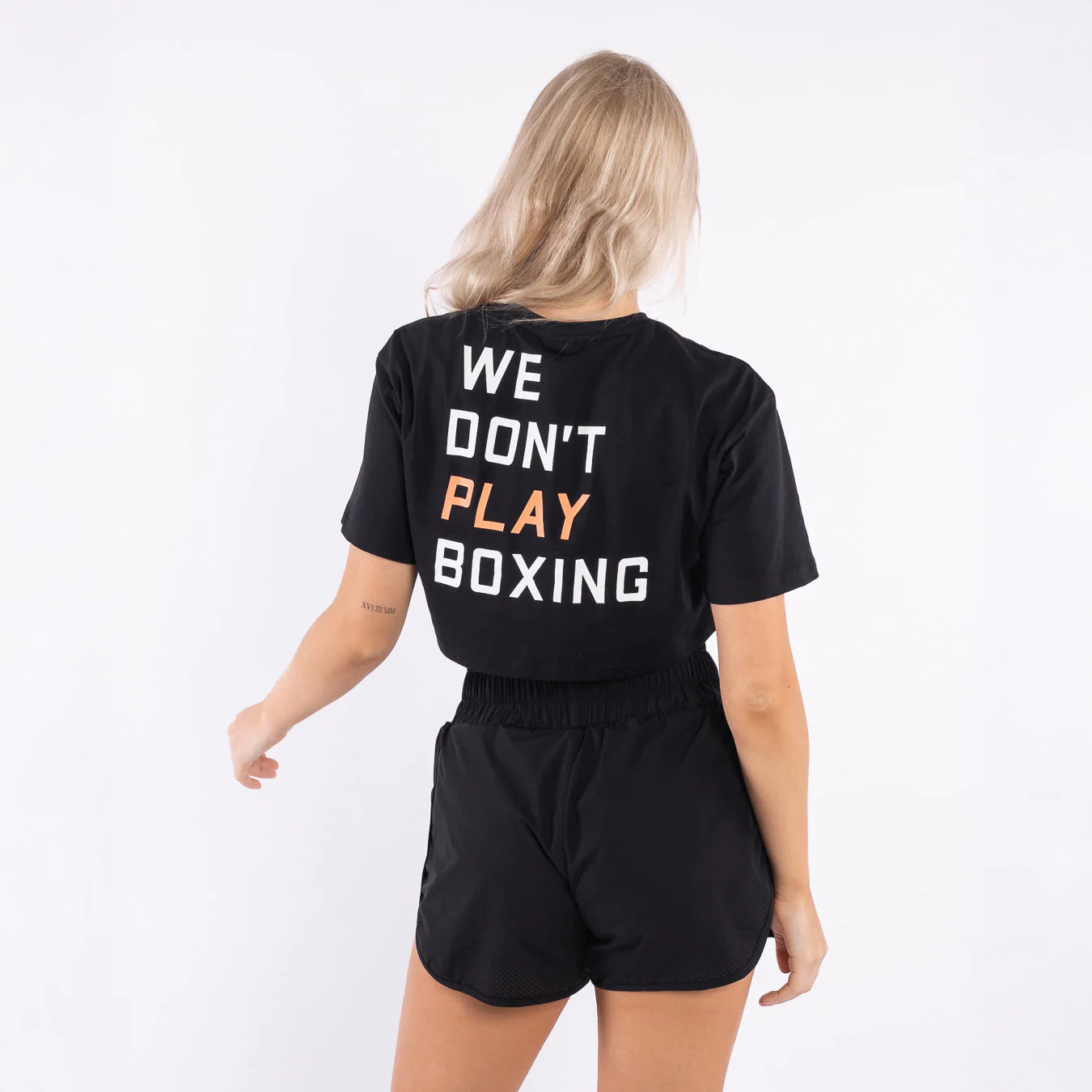 T-shirt Kobieta Boxraw We Don't Play Boxing Crop Czarny  - Image 2