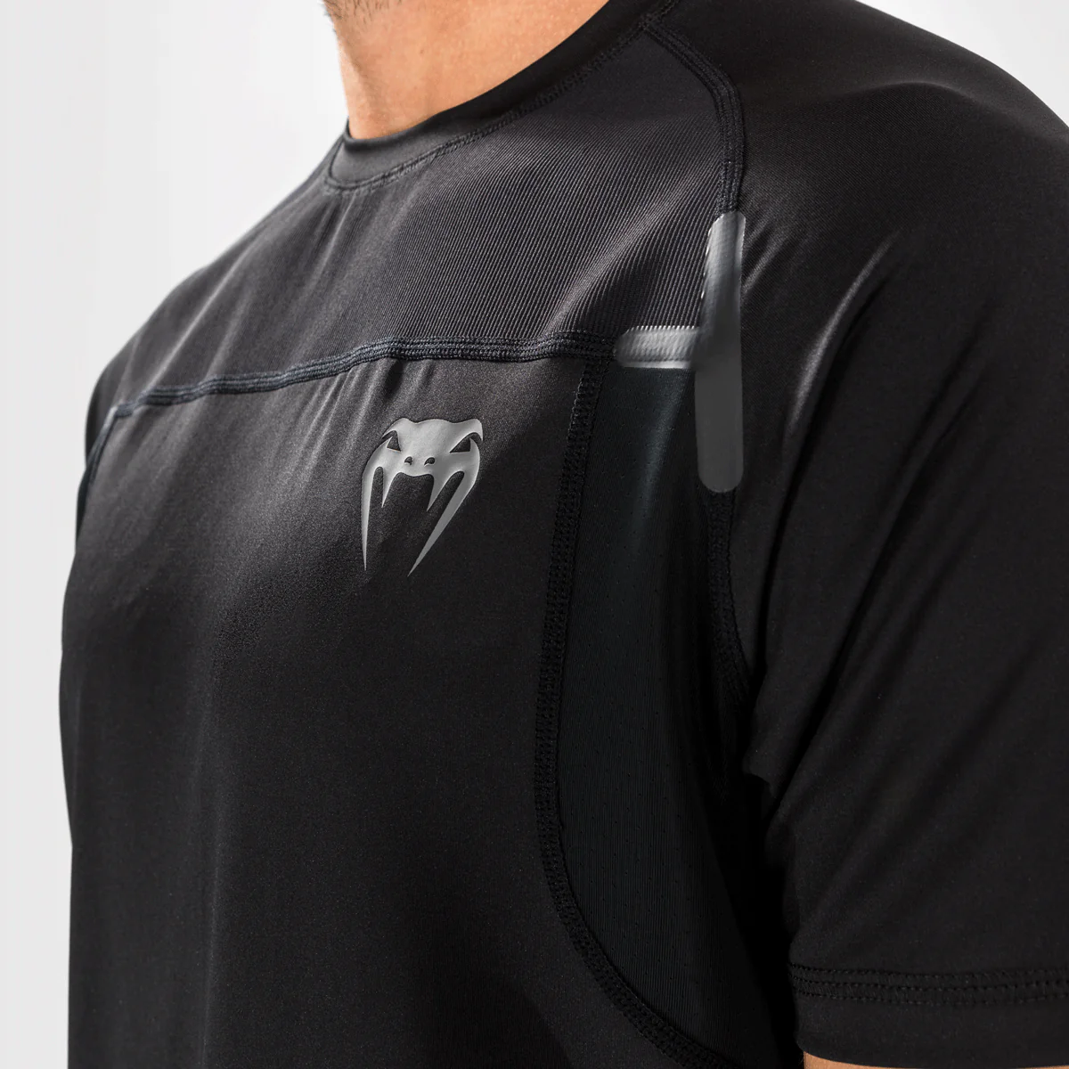 T-shirt Venum G-Fit Air Dry Tech czarna  - Image 2