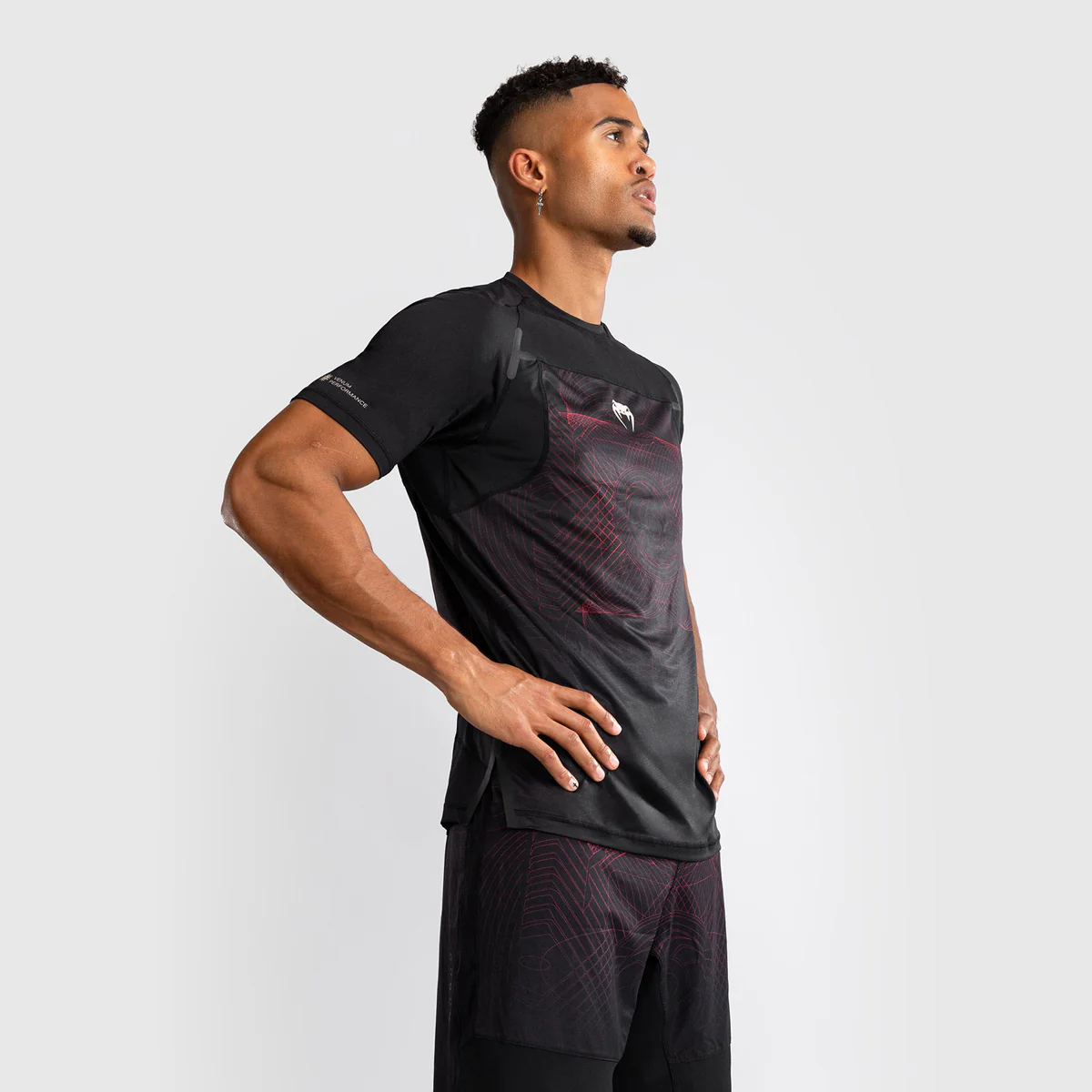 T-shirt Venum G-Fit Air Dry Tech czarno-czerwona  - Image 4