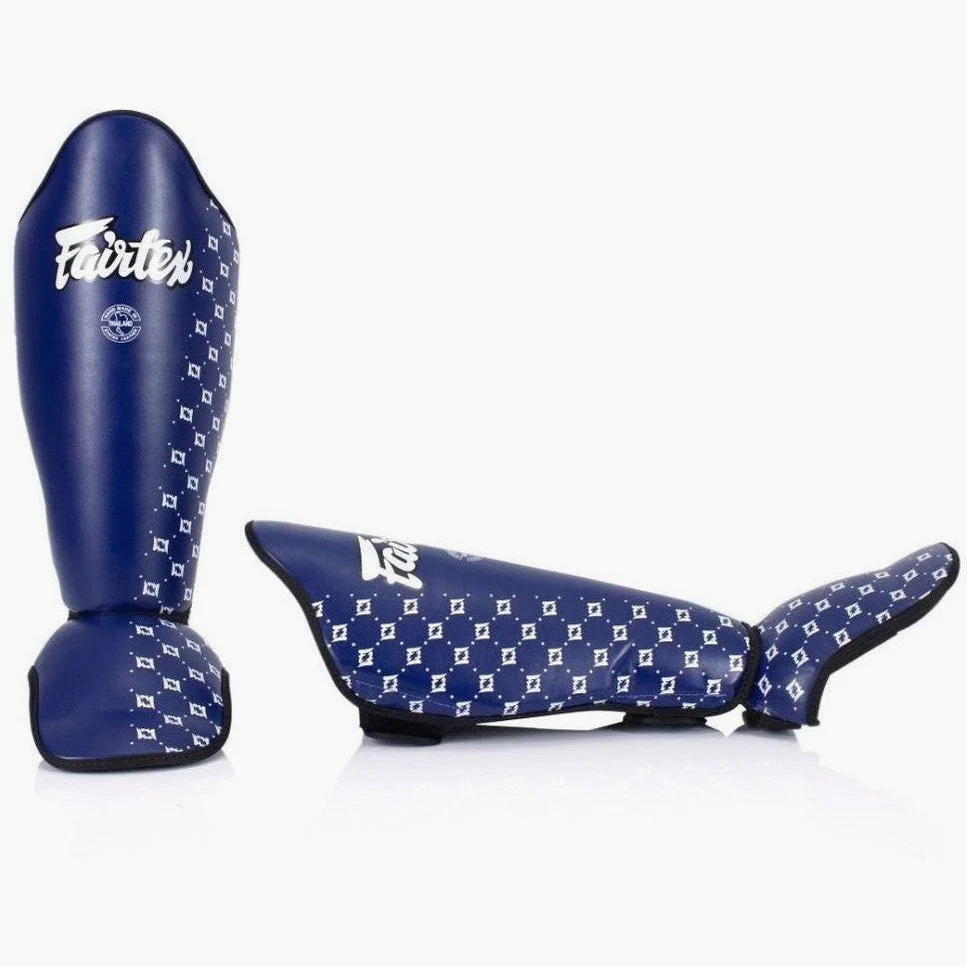 Ochraniacze piszczele Fairtex Zawody SP5 z niebieskimi ochraniaczami na stopy  - Image 2