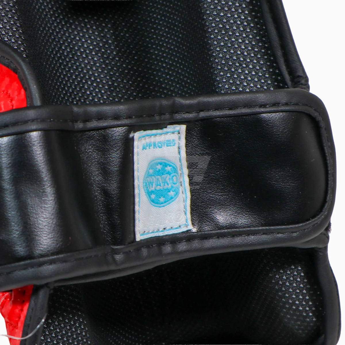 Ochraniacze piszczele z parapetem Adidas Pro Kickboxing WAKO Czerwono-biały  - Image 9