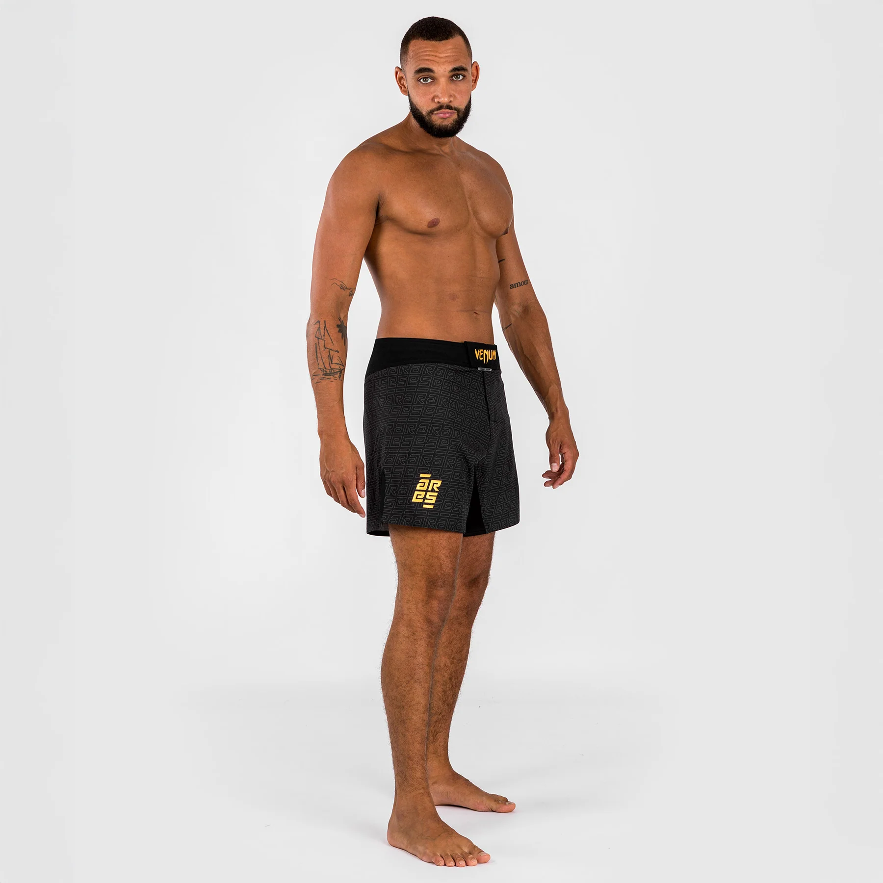 Spodenki MMA Venum X Ares 2.0 Czarny-złoty  - Image 4