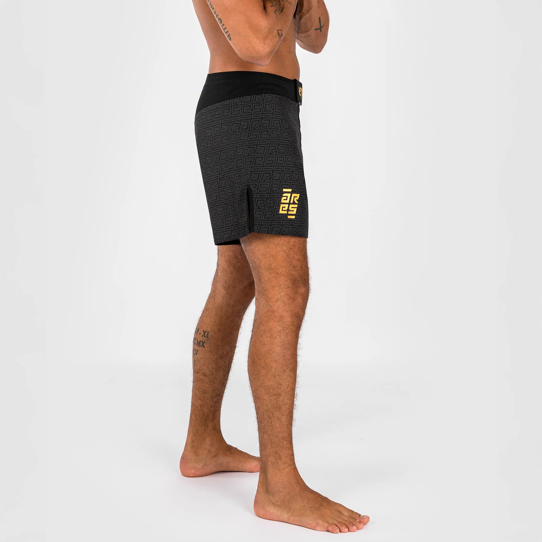 Spodenki MMA Venum X Ares 2.0 Czarny-złoty  - Image 7
