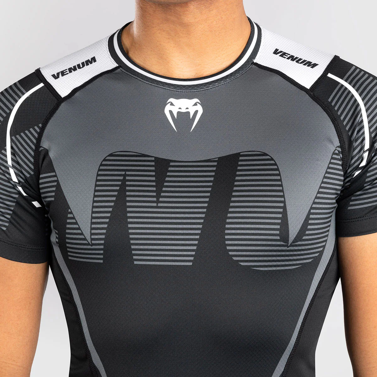 Rashguard Venum Adrenaline krótki rękaw czarno-szary  - Image 5