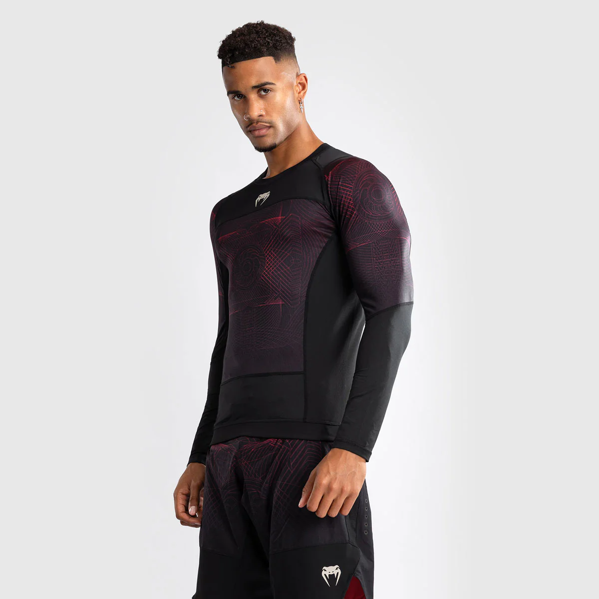 Rashguard Venum G-Fit Air długi rękaw Czarny-czerwony  - Image 2