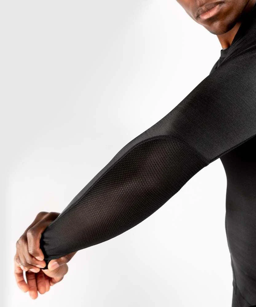 Rashguard Venum G-Fit Czarny-złoty długi rękaw  - Image 4