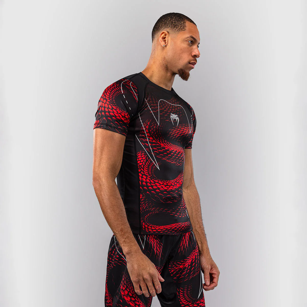 Rashguard Venum Matupa krótki rękaw Czarny-czerwony  - Image 2