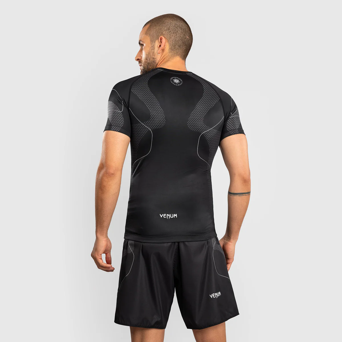 Rashguard Venum Nexus krótki rękaw  - Image 4