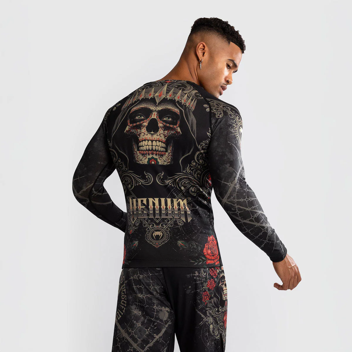 Rashguard Venum Santa Muerte 5.0 długi rękaw Czarny-Złoty  - Image 3