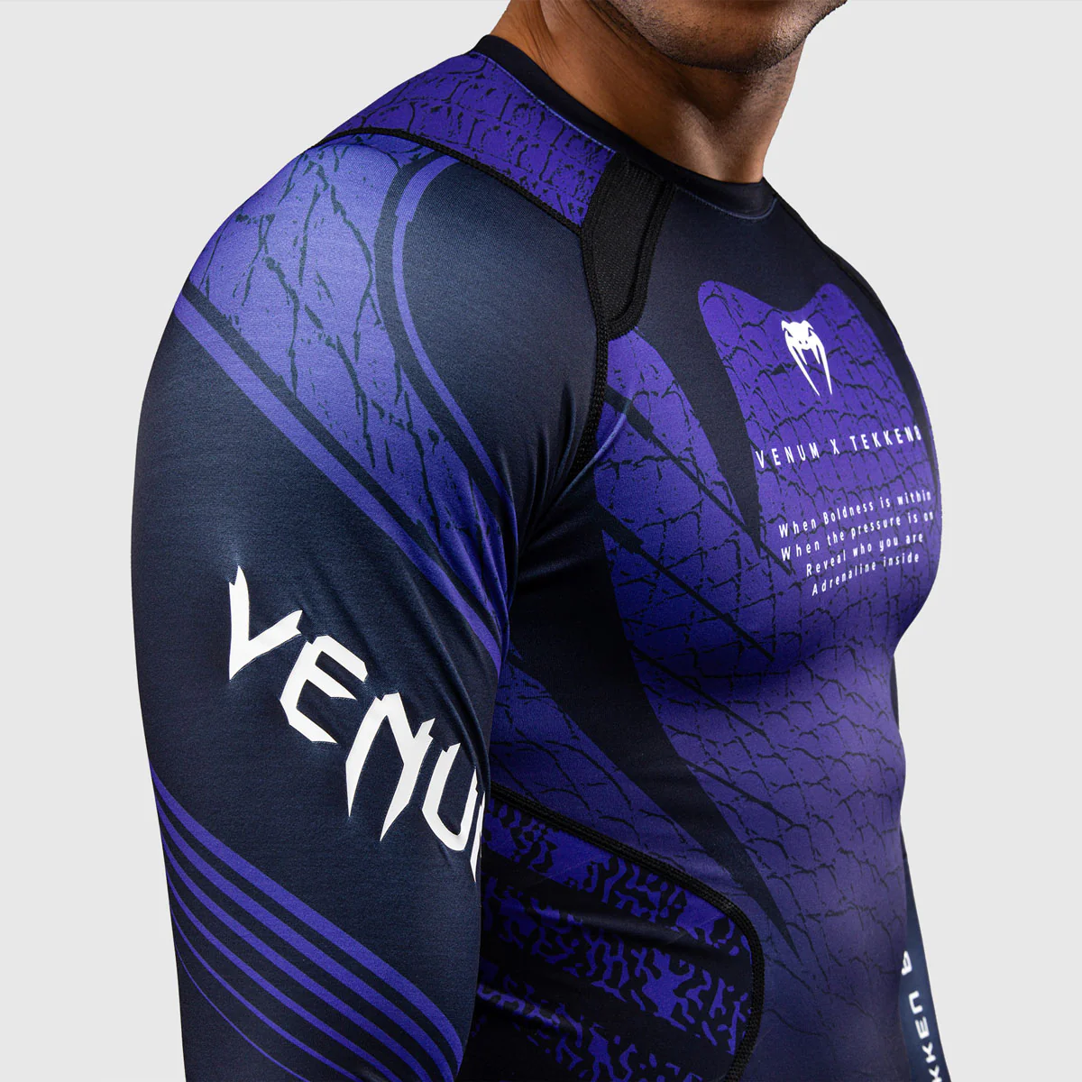 Rashguard Venum Tekken 8 Kazuya długi rękaw czarno-fioletowy  - Image 6