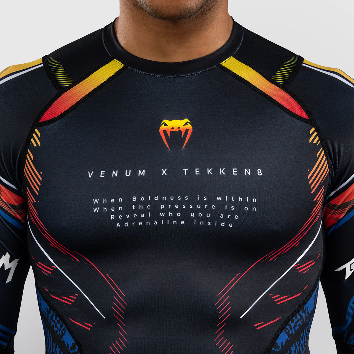 Rashguard Venum Tekken 8 Yoshimitsu długi rękaw czarno-pomarańczowy  - Image 5