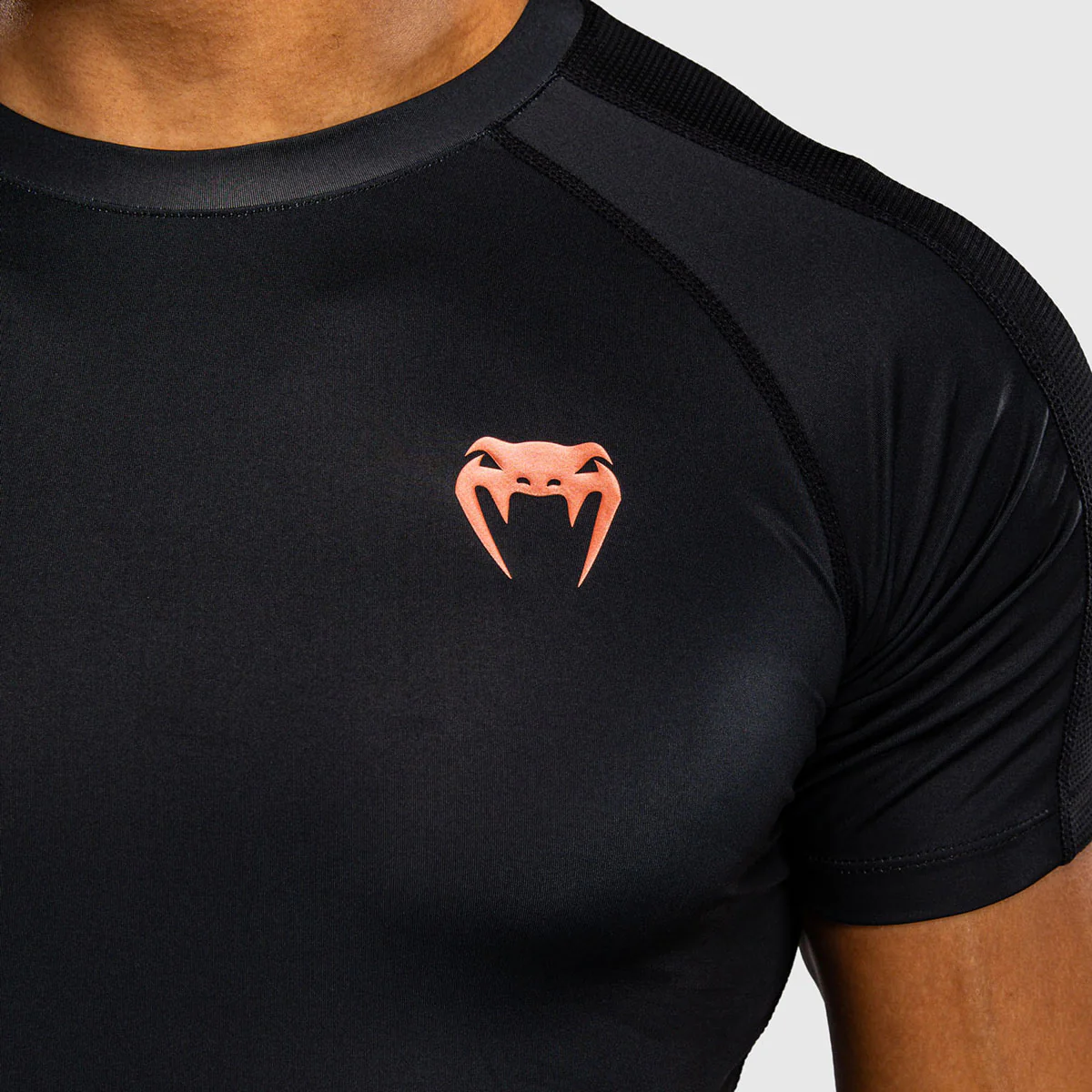 Rashguard Venum Thunder Dragon czarny z krótkimi rękawami  - Image 6