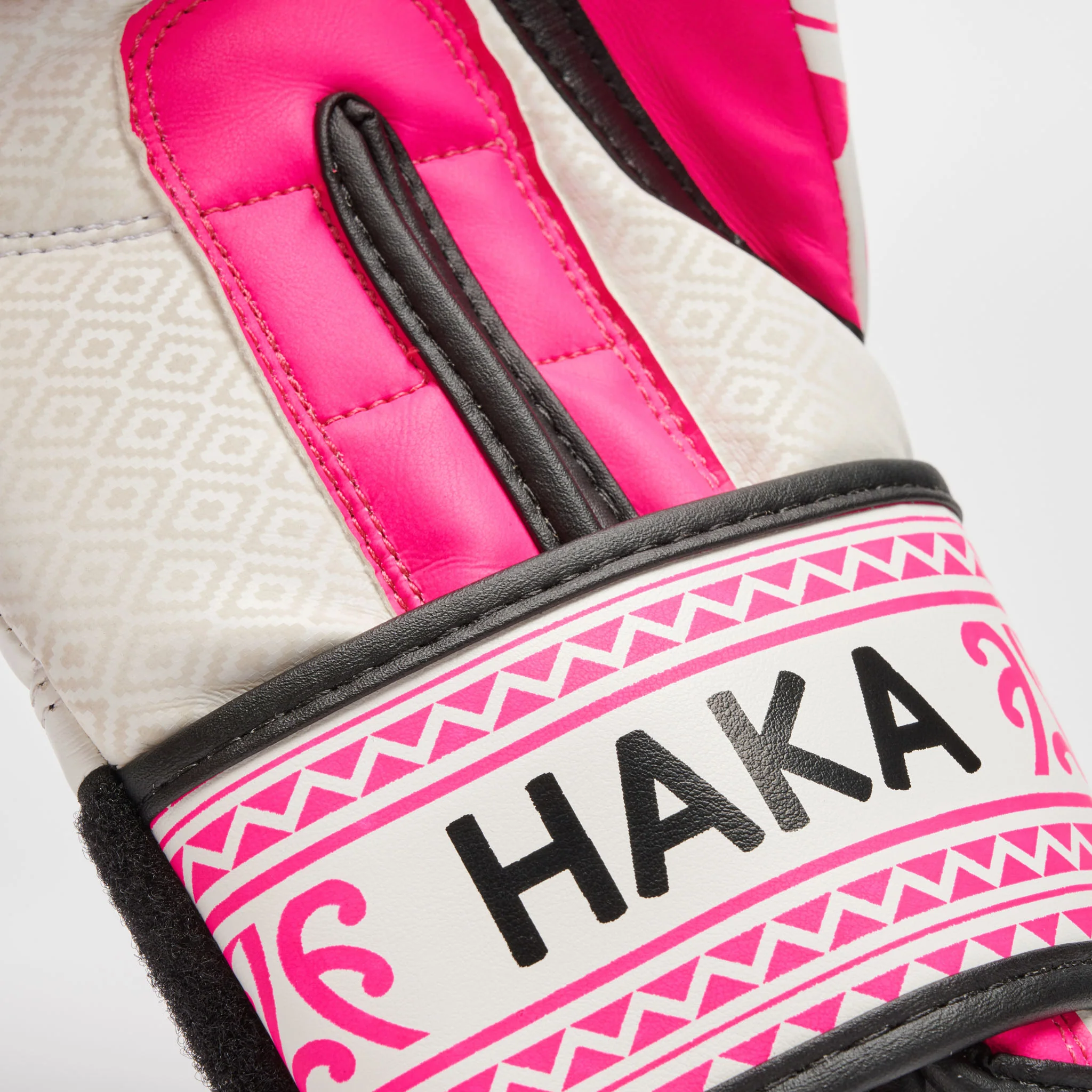Rękawice bokserskie Leone Haka GN329  - Image 14