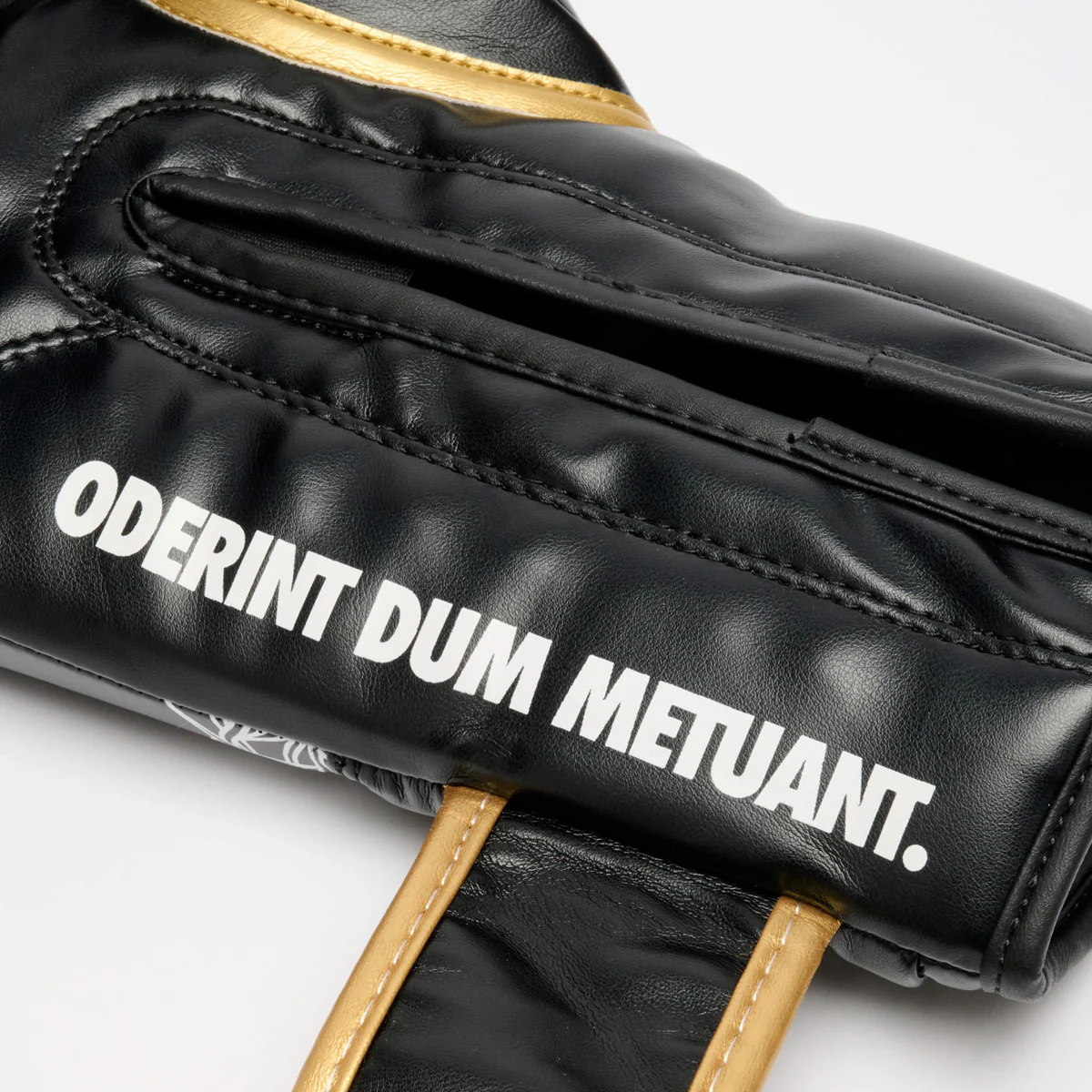 Rękawice bokserskie Leone IUTER Barbed Wire GN02IU Czarne  - Image 5