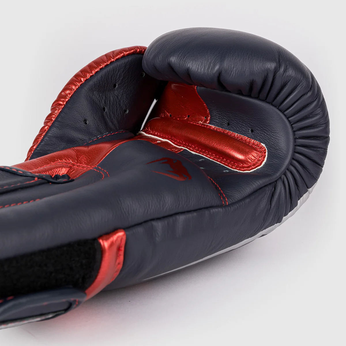 Rękawice bokserskie Venum Giant 3.0 Special Edition Granatowy-czerwony  - Image 2