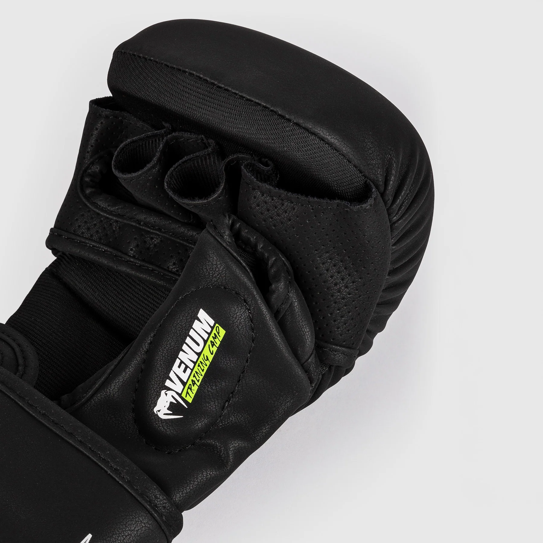 Rękawice MMA 7 Oz Venum Training Camp 4.0 sparing  - Image 4