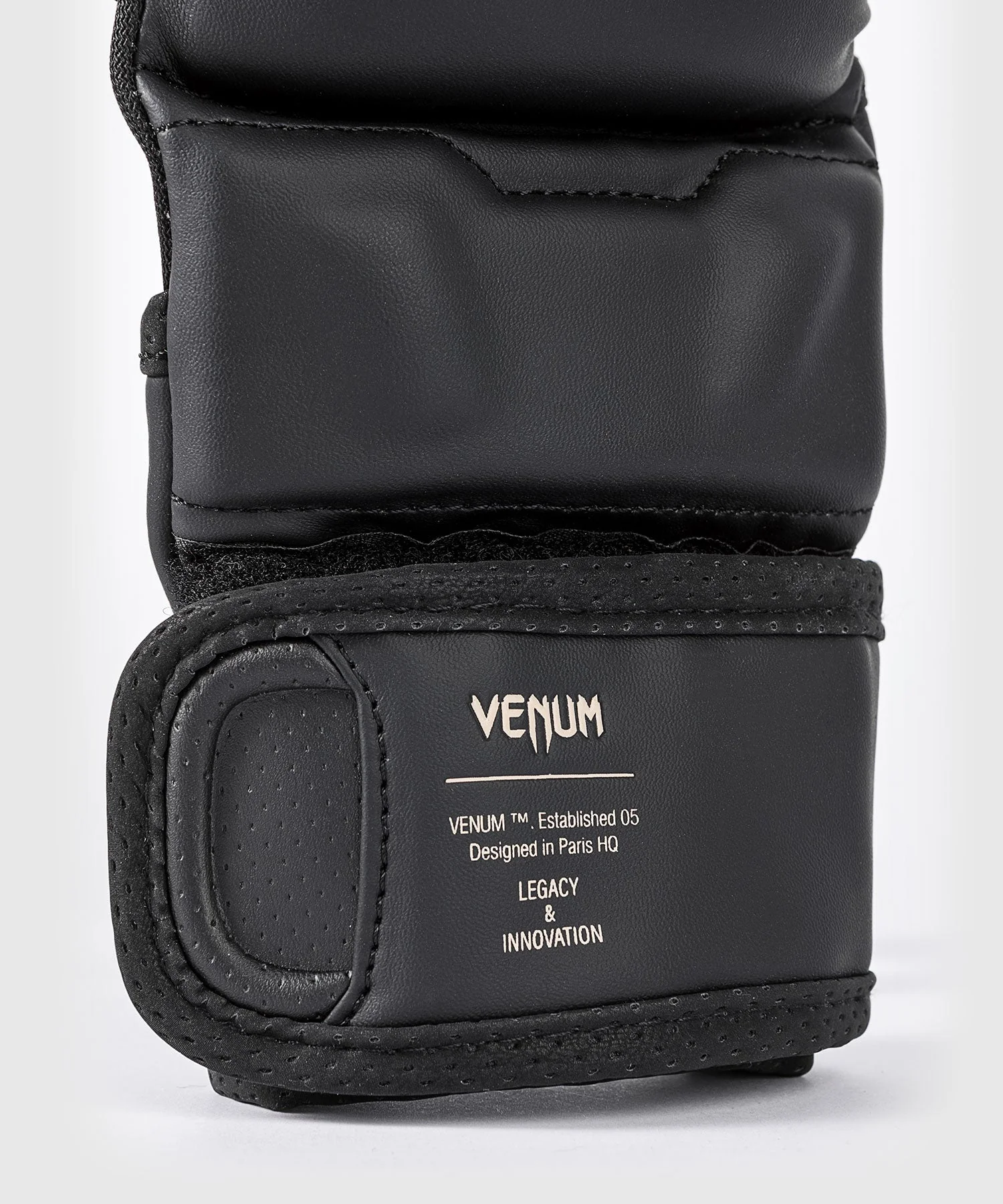 Rękawice MMA 7 Oz Venum Impact Evo Sparring  - Image 9