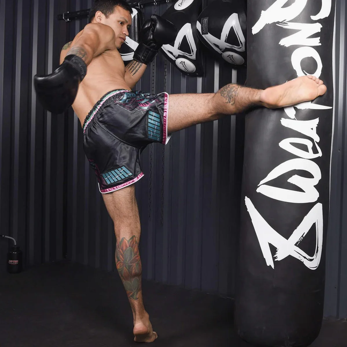 Spodenki kick-thai 8 Weapons Samurai 2.0 Cyber  - Image 4
