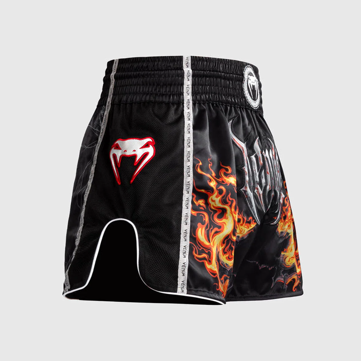 Spodenki kick-thai Venum Gladiator 5.0 Czarny-Pomarańczowy  - Image 2
