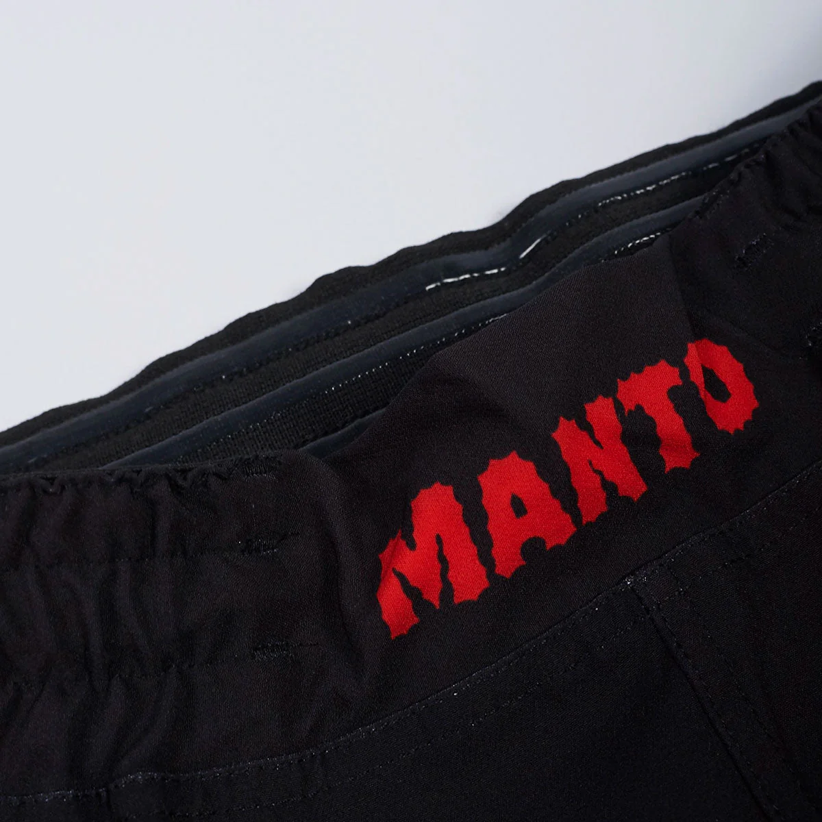 Spodenki MMA Manto Cobra Czarny  - Image 3