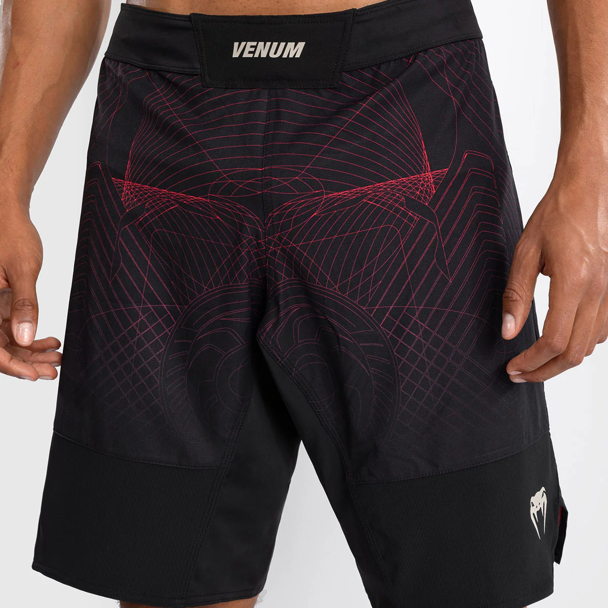 Spodenki MMA Venum G-Fit Air Czarny-czerwony  - Image 4