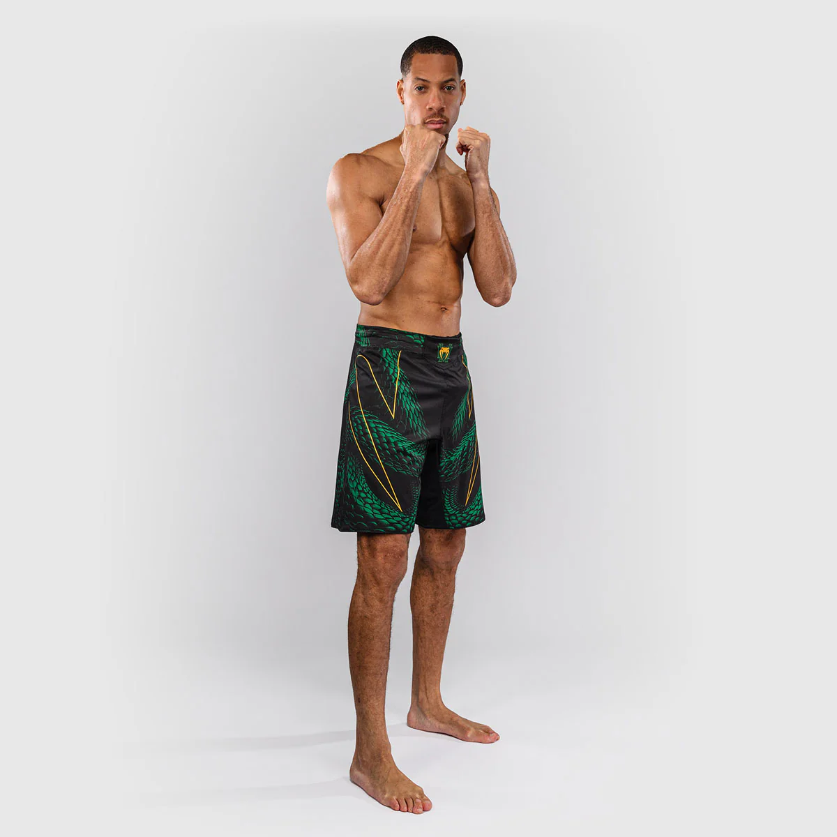 Spodenki MMA Venum Matupa Czarny-zielony  - Image 4