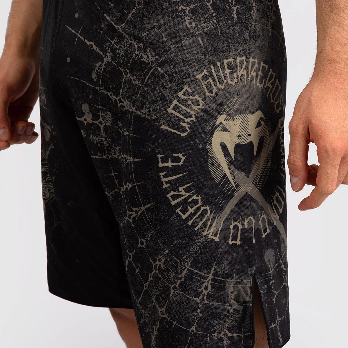 Spodenki MMA Venum Santa Muerte 5.0 Czarny-Złoty  - Image 6