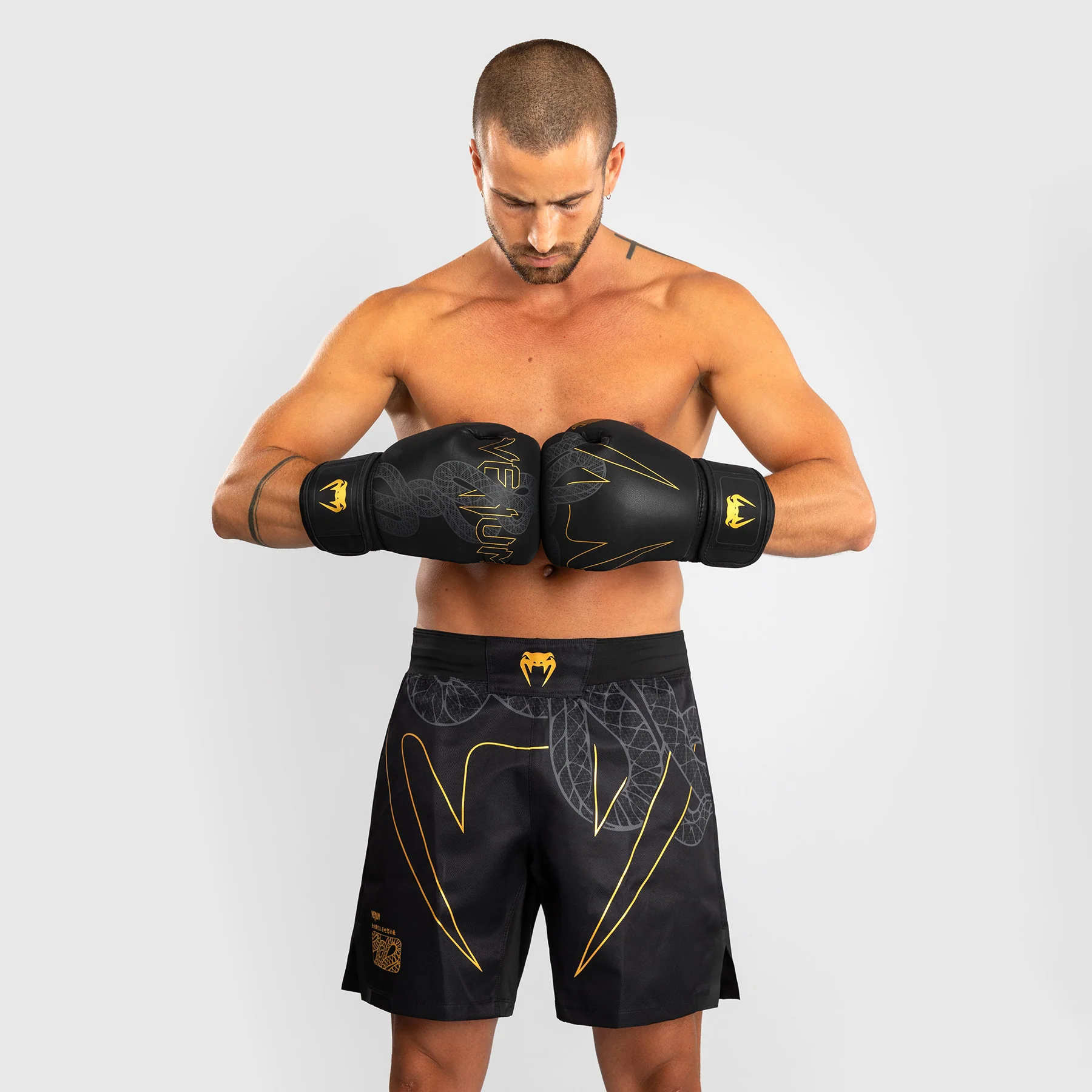 Spodenki MMA Venum Serpenti Czarny  - Image 8