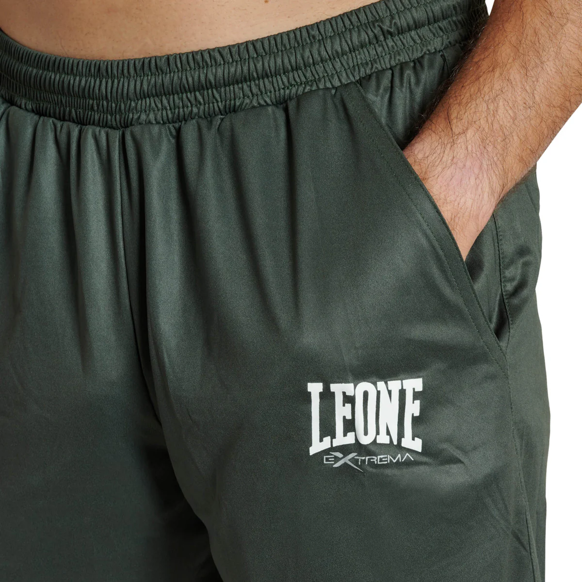 Spodenki treningowe Leone Logo ABX121 Zielony  - Image 3