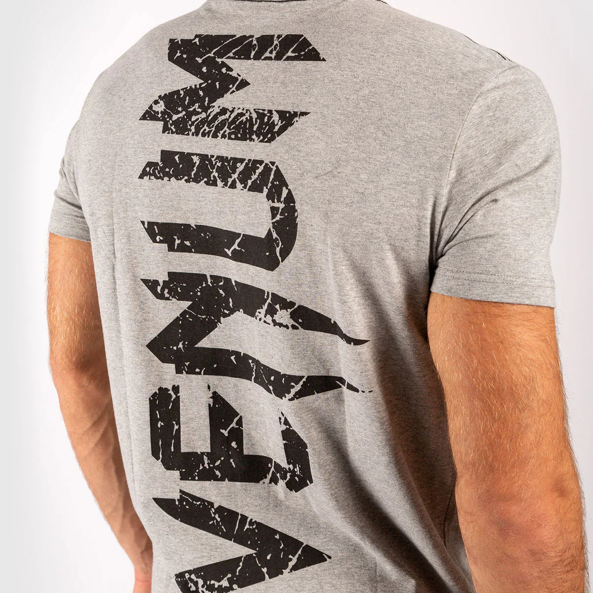 T-Shirt w Bawełna Venum Giant Szaro-Czarny  - Image 6