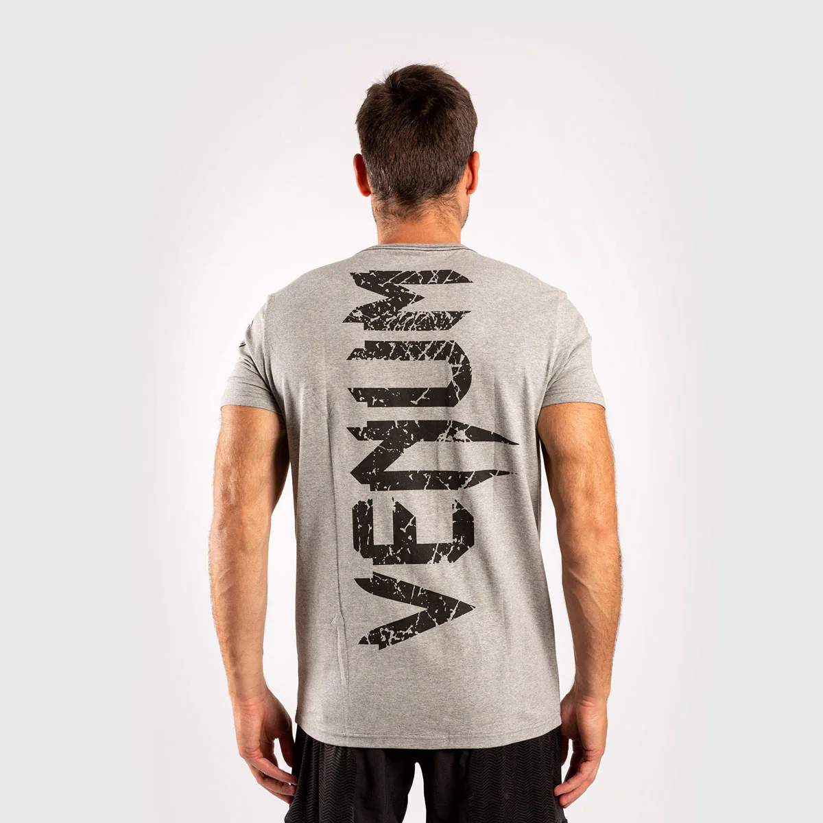 T-Shirt w Bawełna Venum Giant Szaro-Czarny  - Image 9