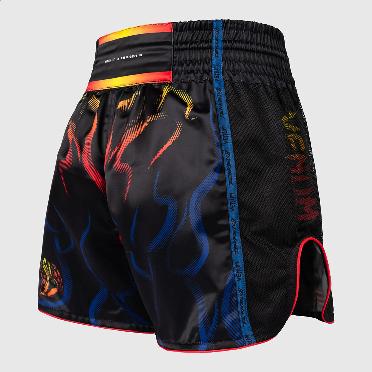 Szorty kick-thai Venum Tekken 8 Yoshimitsu Czarny-pomarańczowy  - Image 4