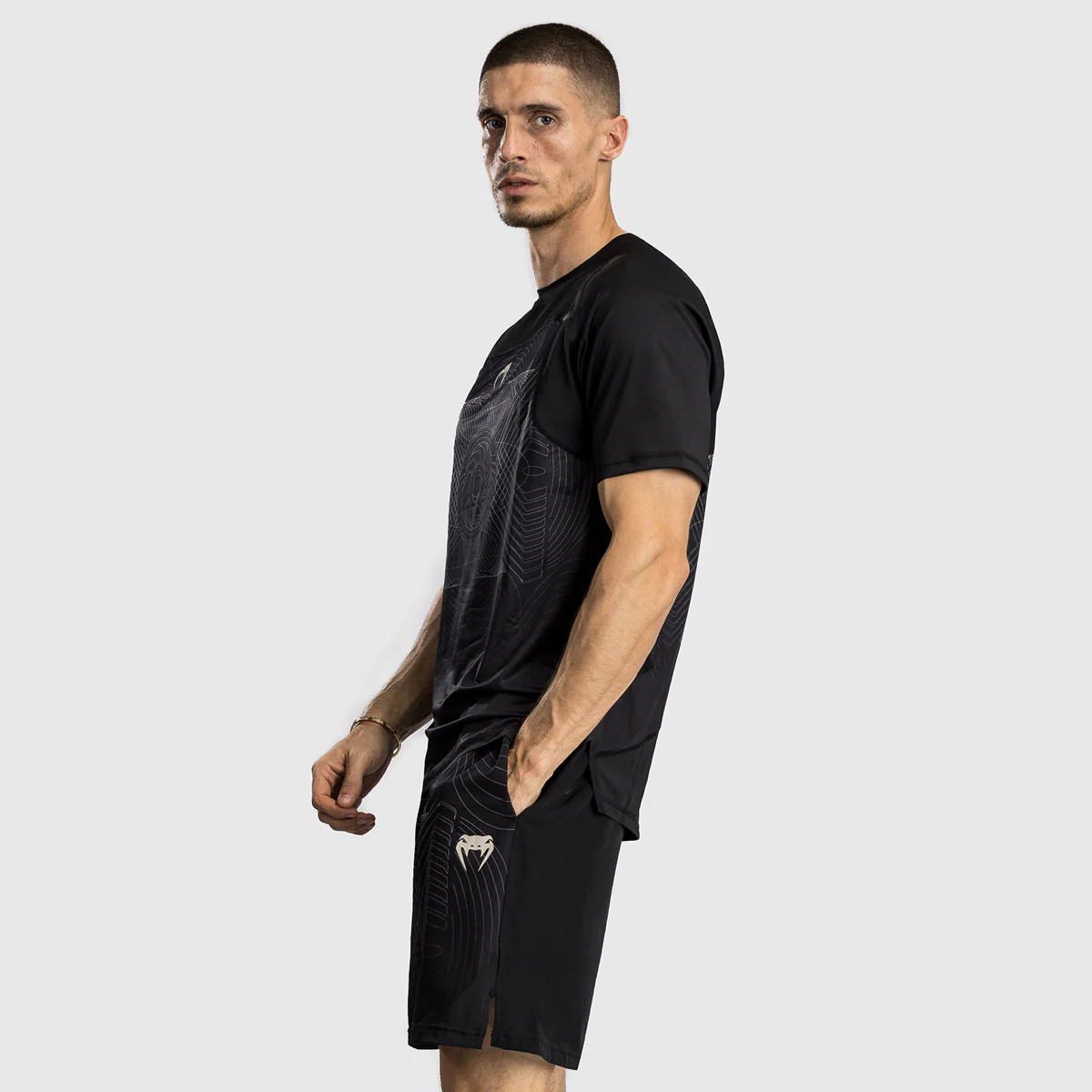 T-shirt Venum Air Dry Tech Czarny  - Image 2