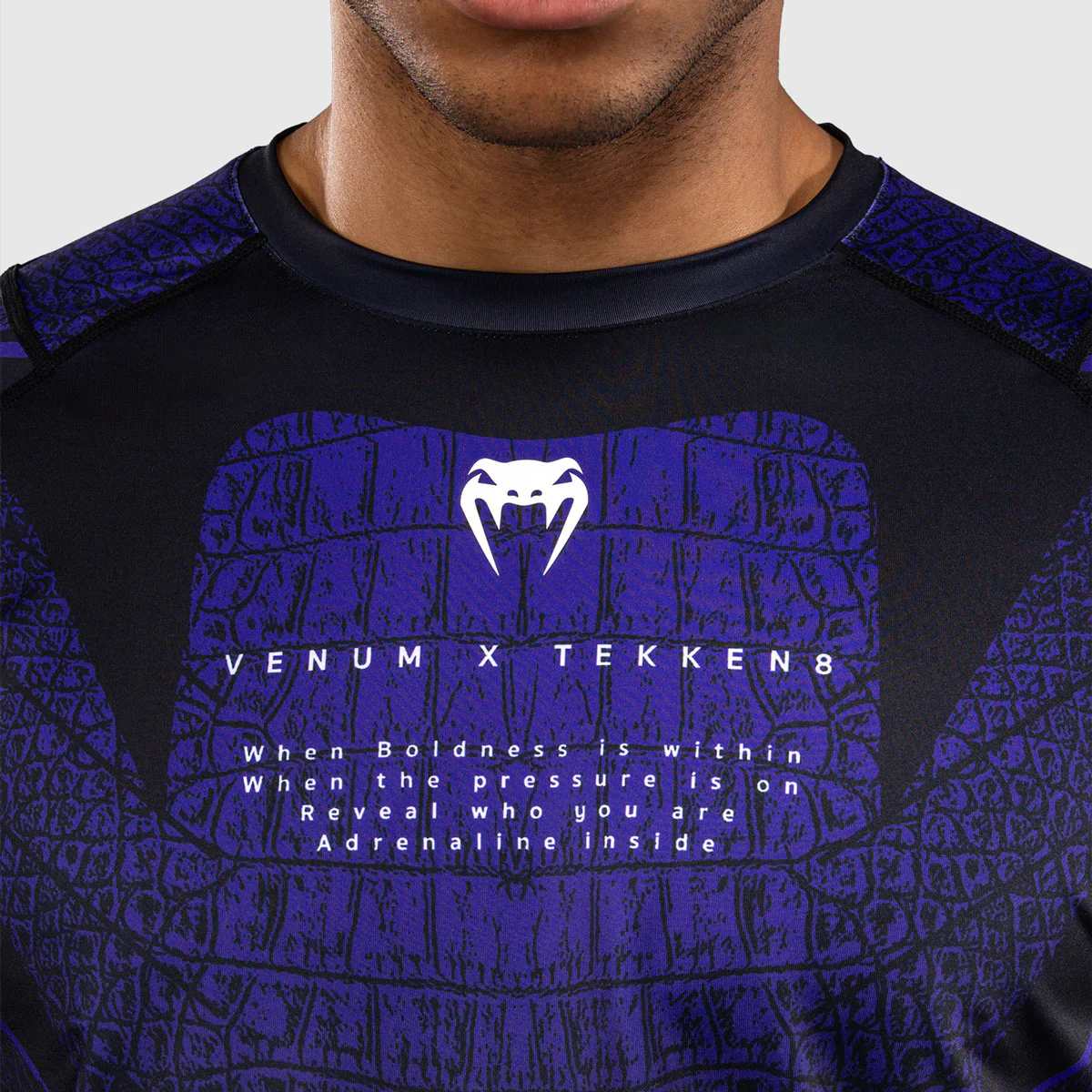 T-shirt Venum Dry Tech Tekken 8 Kazuya Czarny-fioletowy  - Image 5