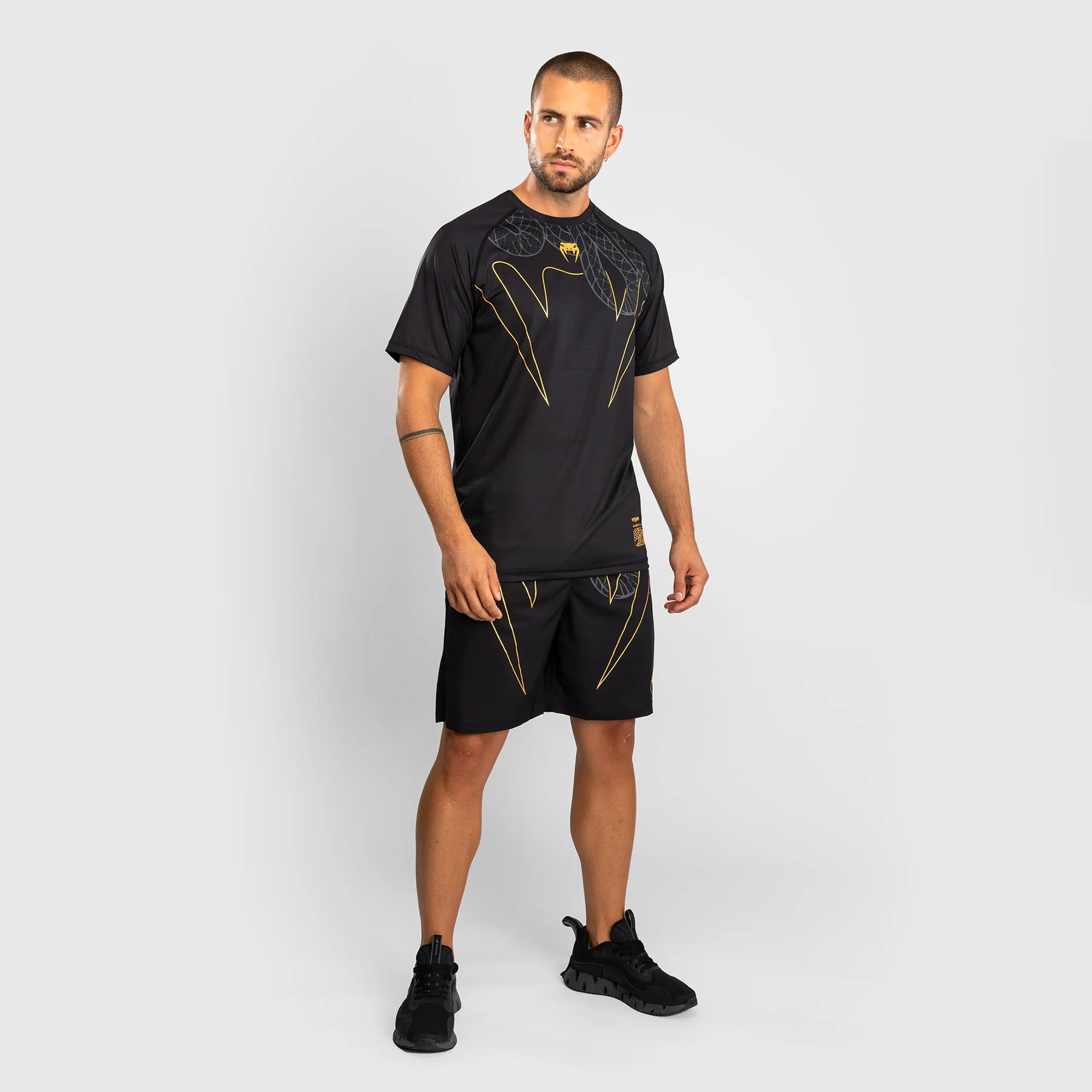 T-shirt Venum Serpenti Dry Tech Czarna  - Image 4